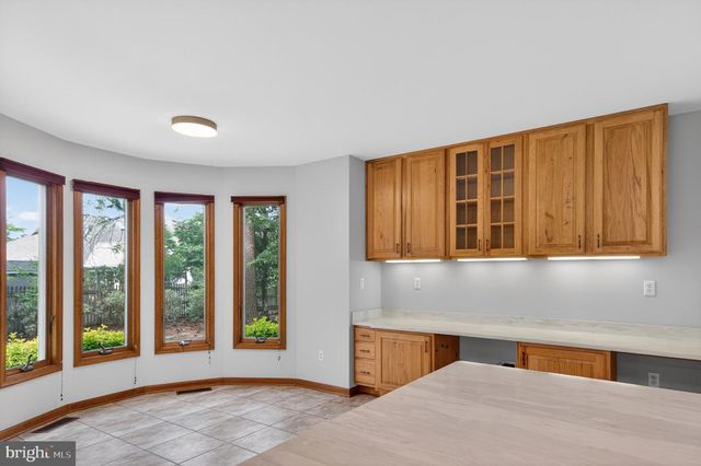 1006 S SCHUMAKER DR, Salisbury, MD 21804