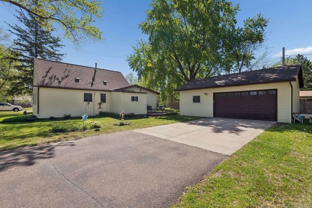 7181 Lakeview Drive, Circle Pines, MN 55014