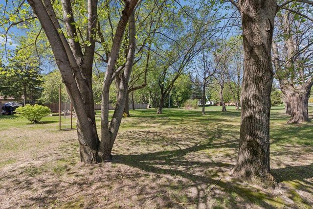 7181 Lakeview Drive, Circle Pines, MN 55014