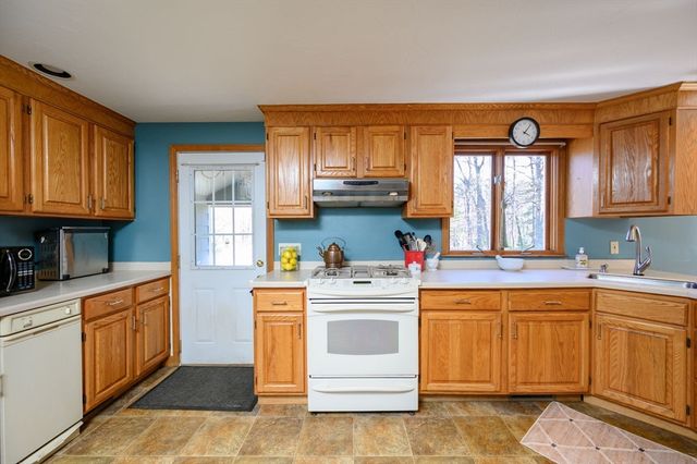 353 Birchbark Drive, Hanson, MA 02341