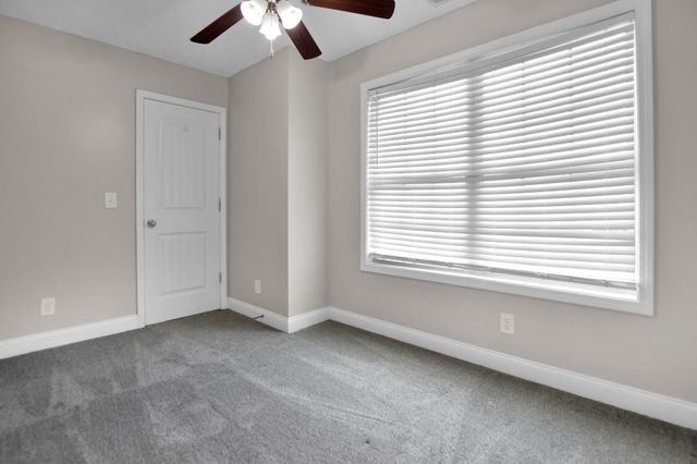 1277 Eagles View Drive, Clarksville, TN 37040