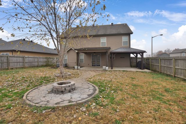 1277 Eagles View Drive, Clarksville, TN 37040