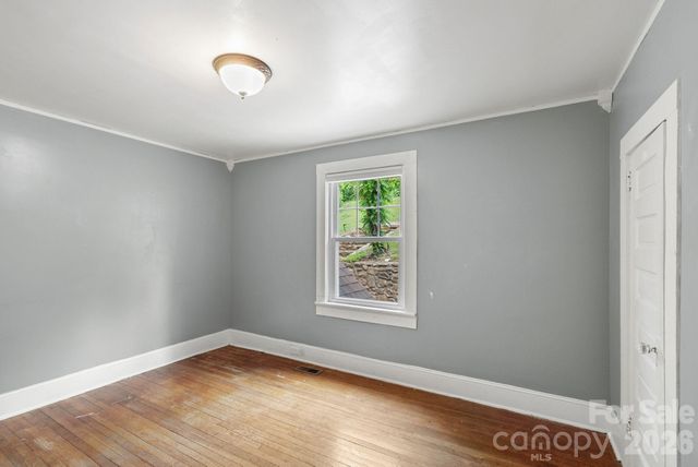 385 Pisgah Drive, Canton, NC 28716