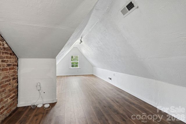 385 Pisgah Drive, Canton, NC 28716