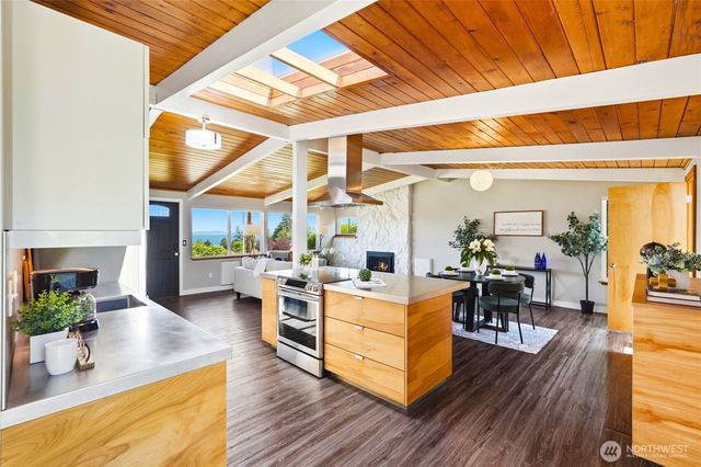 829 Brokaw Road, Camano Island, WA 98282