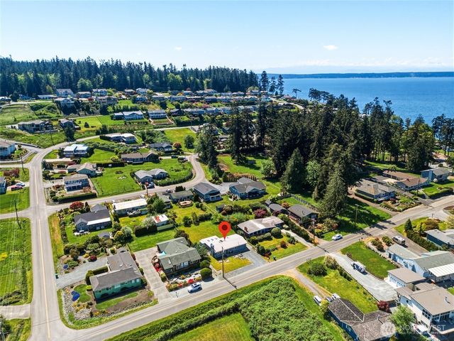 829 Brokaw Road, Camano Island, WA 98282