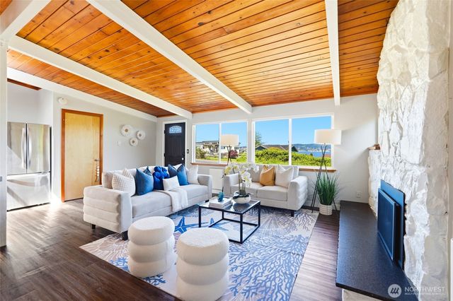 829 Brokaw Road, Camano Island, WA 98282