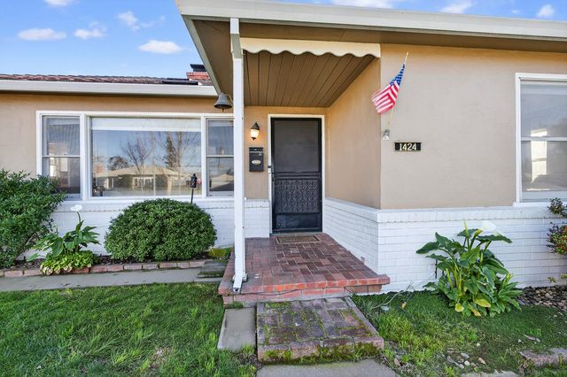 1424 Graffigna Ave, Lodi, CA 95242