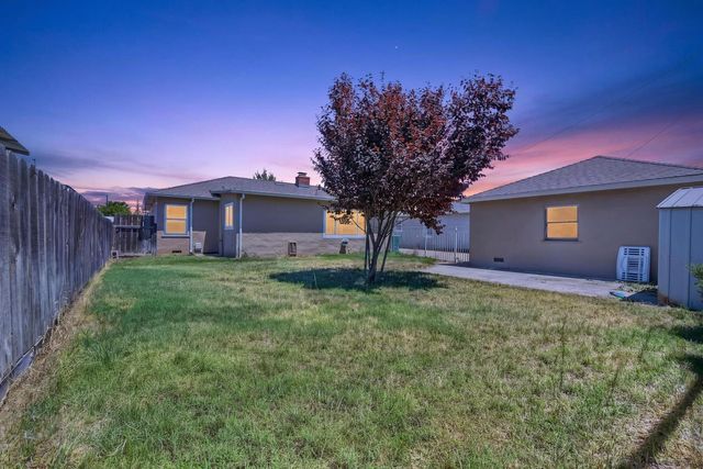 1424 Graffigna Ave, Lodi, CA 95242