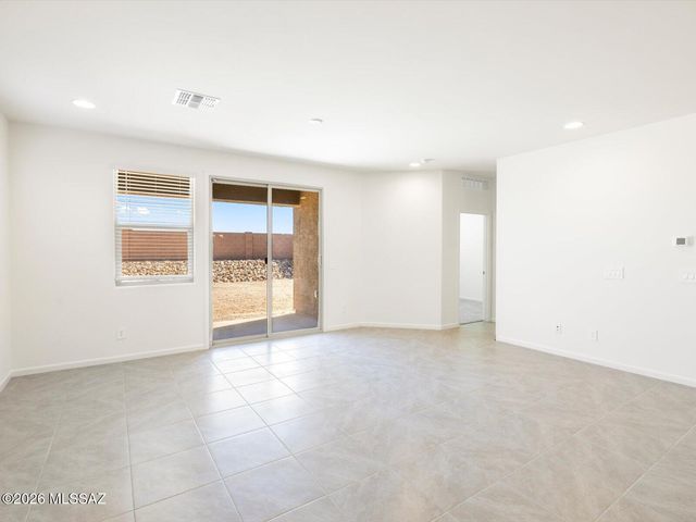 7348 S Gray Jay Drive, Tucson, AZ 85747