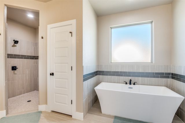 1777 Ryder Lee Lane, Waxahachie, TX 75165