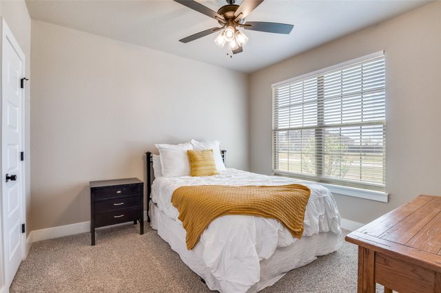 1777 Ryder Lee Lane, Waxahachie, TX 75165