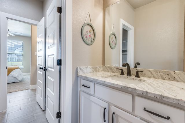 1777 Ryder Lee Lane, Waxahachie, TX 75165