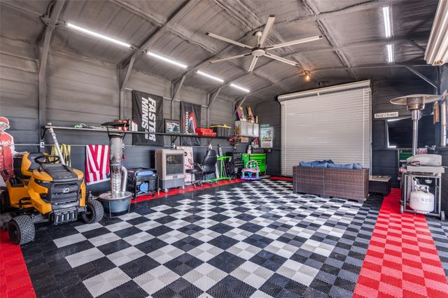 1777 Ryder Lee Lane, Waxahachie, TX 75165