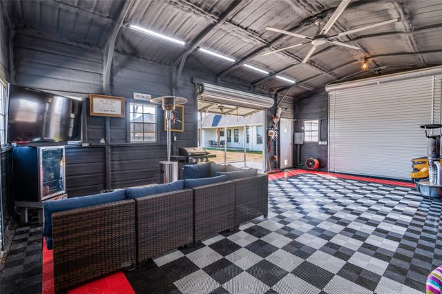 1777 Ryder Lee Lane, Waxahachie, TX 75165