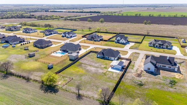 1777 Ryder Lee Lane, Waxahachie, TX 75165