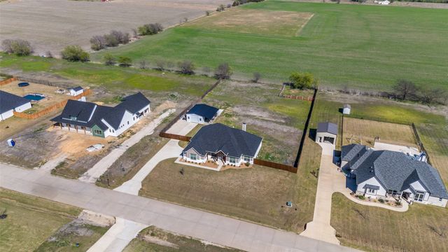 1777 Ryder Lee Lane, Waxahachie, TX 75165