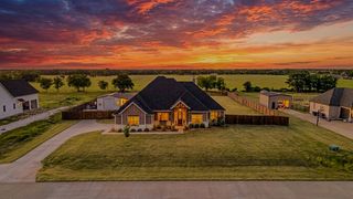 1777 Ryder Lee Lane, Waxahachie, TX 75165