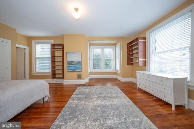 1420 PENNSYLVANIA AVE, Berwyn, PA 19312