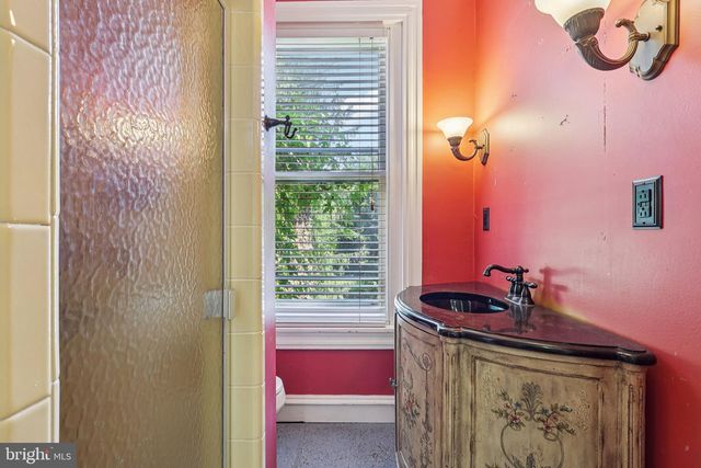 1420 PENNSYLVANIA AVE, Berwyn, PA 19312