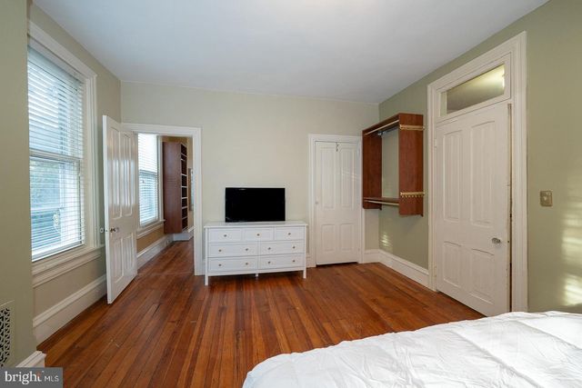 1420 PENNSYLVANIA AVE, Berwyn, PA 19312