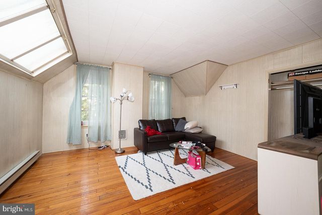 1420 PENNSYLVANIA AVE, Berwyn, PA 19312