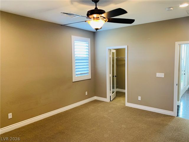 422 Port Reggio Street, Las Vegas, NV 89138
