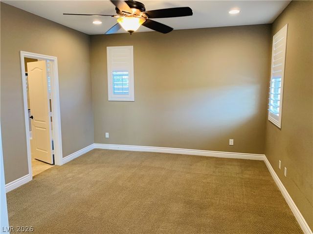 422 Port Reggio Street, Las Vegas, NV 89138