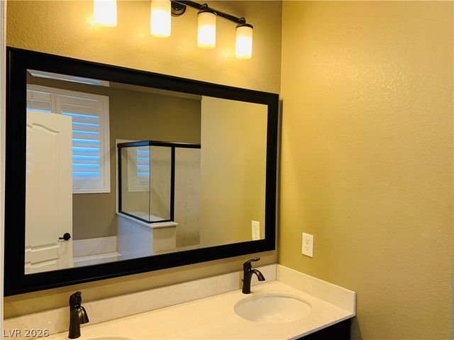 422 Port Reggio Street, Las Vegas, NV 89138