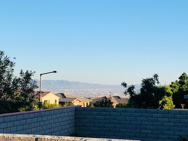422 Port Reggio Street, Las Vegas, NV 89138