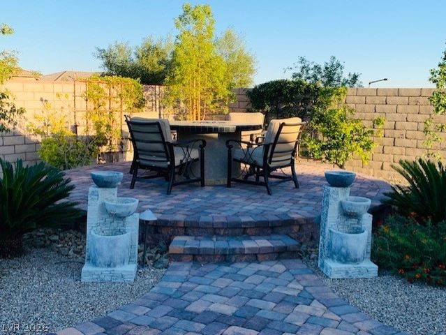 422 Port Reggio Street, Las Vegas, NV 89138