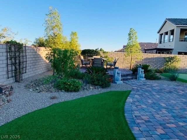 422 Port Reggio Street, Las Vegas, NV 89138