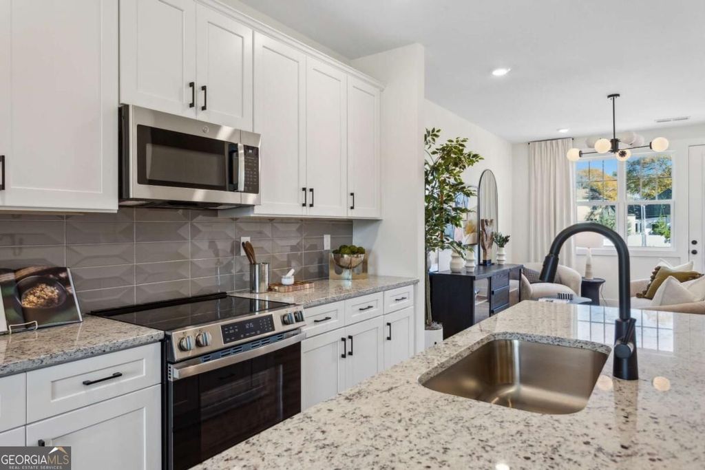 502 Mission Way, Atlanta, GA 30315 — photo 3