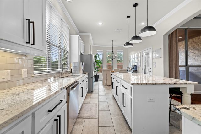 512 Alice Lane, Fate, TX 75189