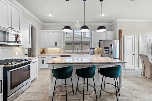 512 Alice Lane, Fate, TX 75189