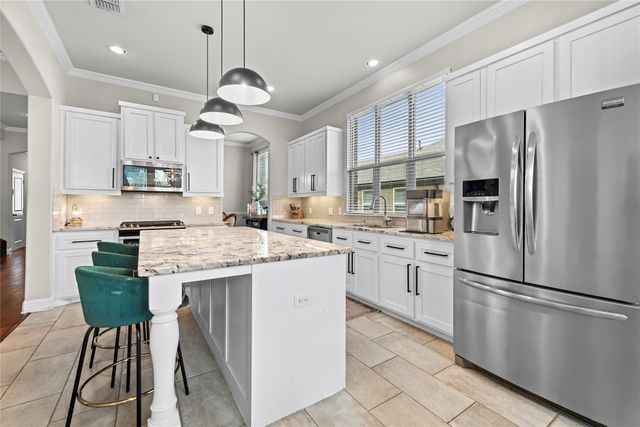 512 Alice Lane, Fate, TX 75189