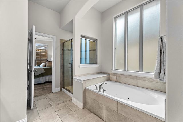 512 Alice Lane, Fate, TX 75189