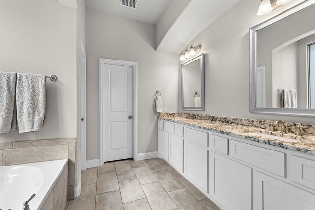 512 Alice Lane, Fate, TX 75189