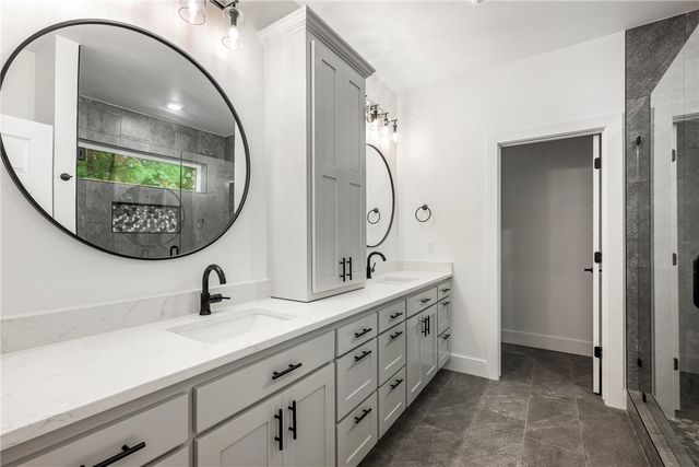 78 Chelmsworth Drive, Bella Vista, AR 72715