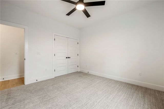 78 Chelmsworth Drive, Bella Vista, AR 72715