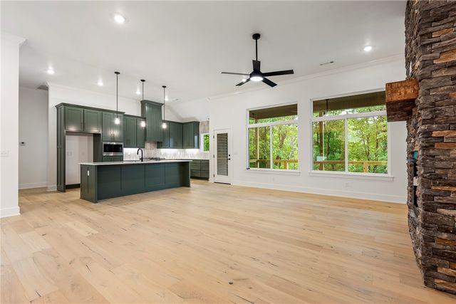78 Chelmsworth Drive, Bella Vista, AR 72715