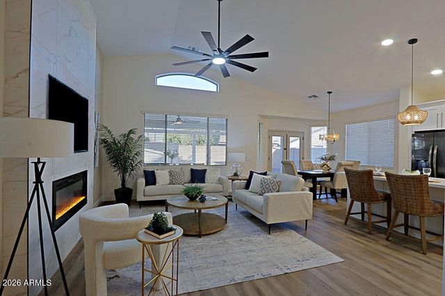 18068 W BROWNING Drive, Surprise, AZ 85374