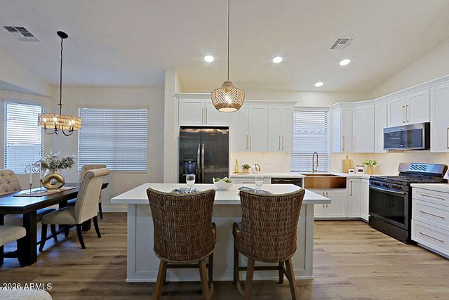 18068 W BROWNING Drive, Surprise, AZ 85374