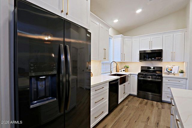 18068 W BROWNING Drive, Surprise, AZ 85374