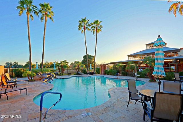 18068 W BROWNING Drive, Surprise, AZ 85374