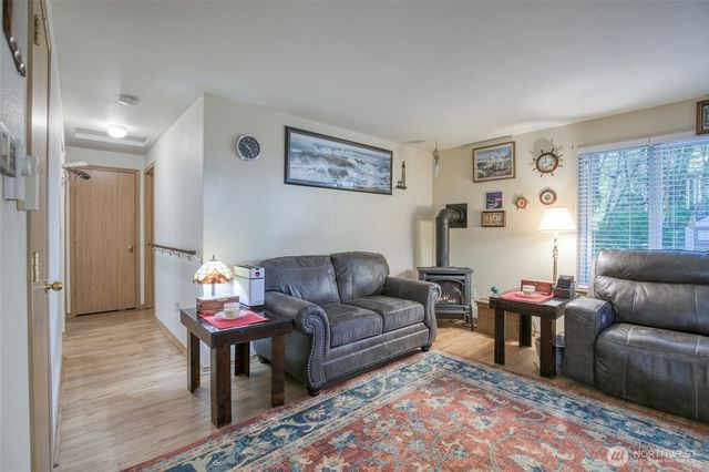 199 Ocean Boulevard, Ocean Shores, WA 98569