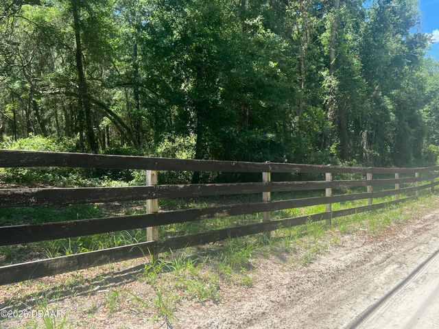 1425 Renbar Road, Deleon Springs, FL 32130