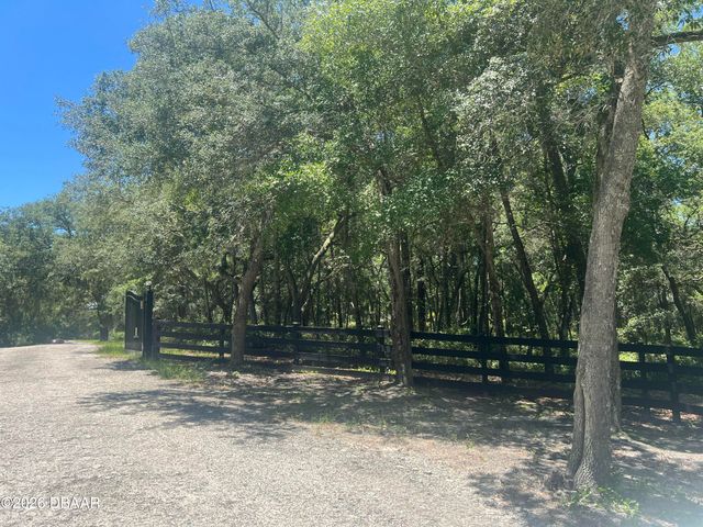 1425 Renbar Road, Deleon Springs, FL 32130