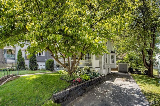 3423 Manhattan Avenue, St Louis, MO 63143