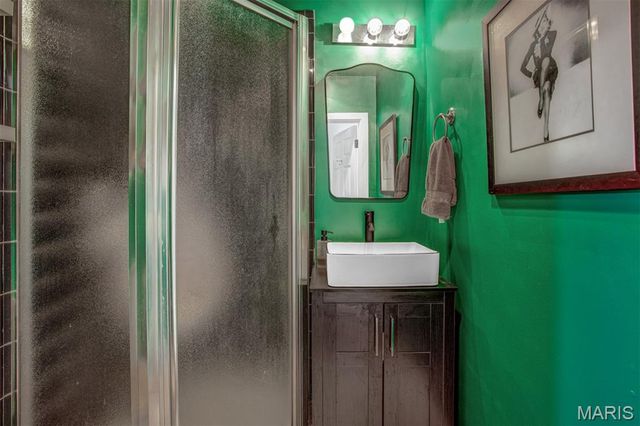 3423 Manhattan Avenue, St Louis, MO 63143